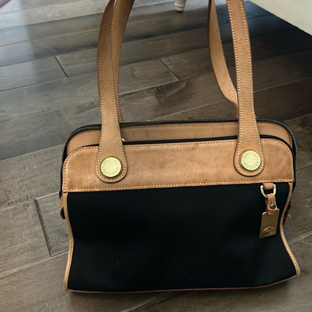 Vintage Dooney  and Bourke Cabriolet leather and black canvas shoulder bag